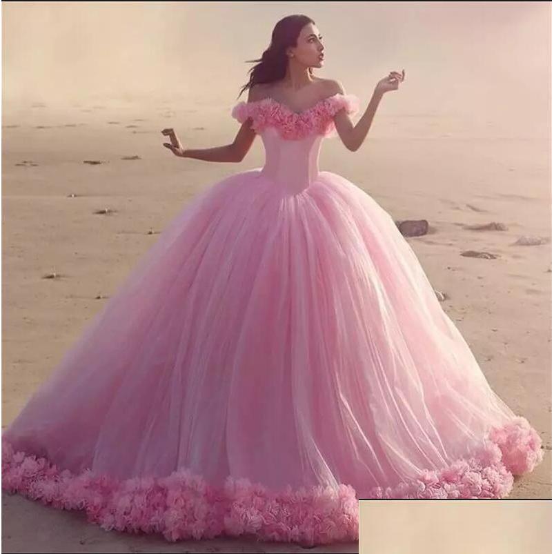 Ball Gown Wedding Dresses Pink Princess 3Dfloral Appliques Big Puffy Modest Bridal Gowns Short Sleeve Plus Size Dress Drop Delivery Dhmny, White 
Ball Gown Wedding Dresses Pink Princess 3Dfloral Appliques Big Puffy Modest Bridal Gowns Short Sleeve Plus Size Dress Drop Delivery Dhmny, White