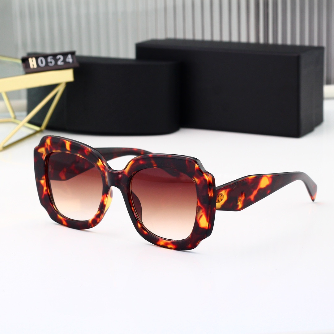 2023 Top luxury Sunglasses polaroid lens designer womens Mens Goggle senior Eyewear For Women eyeglasses frame Vintage Metal Sun Glasses With Box 0524
2023 Top luxury Sunglasses polaroid lens designer womens Mens Goggle senior Eyewear For Women eyeglasses frame Vintage Metal Sun Glasses With Box 0524