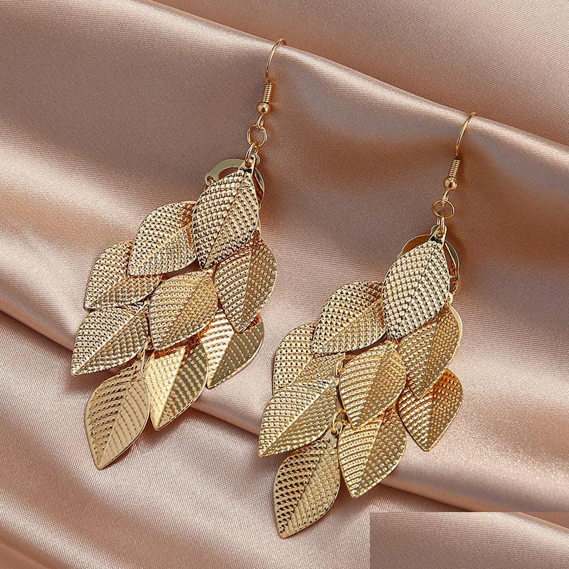 Dangle Chandelier Fashion Jewelry Vintage Metal Leaves Earrings Leaf Tassels Earring Drop Delivery Dhldu
Dangle Chandelier Fashion Jewelry Vintage Metal Leaves Earrings Leaf Tassels Earring Drop Delivery Dhldu