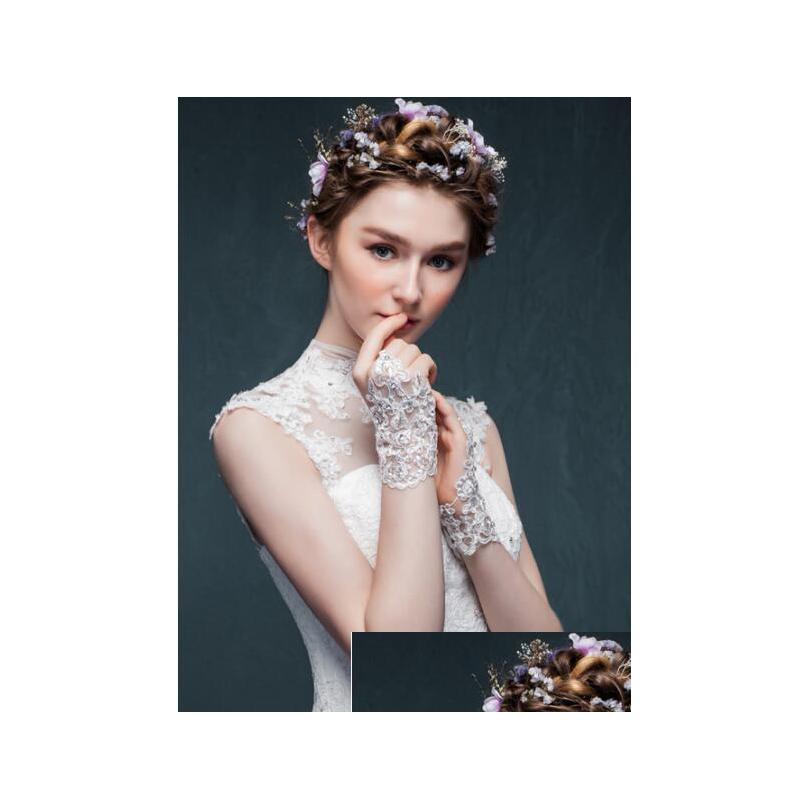 Bridal Gloves Lace Appliques Beads Fingerless Wedding Wrist Length With Ribbon Accessories In Stock Drop Delivery Party Events Dhsrb, White
Bridal Gloves Lace Appliques Beads Fingerless Wedding Wrist Length With Ribbon Accessories In Stock Drop Delivery Party Events Dhsrb, White