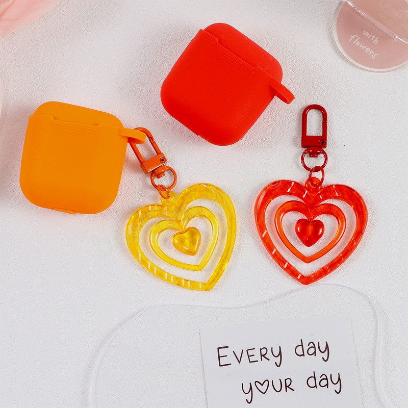 Colorful Hollow Heart Pendant Keychain Fashion Love Acrylic Key Chains Earphone Case Charms Bag Ornament Car Keyring Accessories