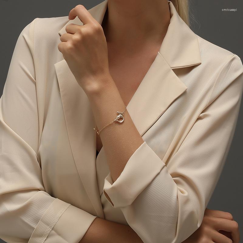 Link Bracelets Simple Butterfly Bracelet For Women Fashion Personality Silver Color Girl Jewelry Gift Girlfriend
Link Bracelets Simple Butterfly Bracelet For Women Fashion Personality Silver Color Girl Jewelry Gift Girlfriend