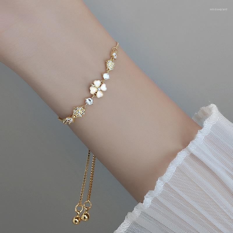 Link Bracelets Original Brand Sterling Silver Bracelet S925 Four-leaf Clover Lucky Couple Fashion Temperament Holiday Gift
Link Bracelets Original Brand Sterling Silver Bracelet S925 Four-leaf Clover Lucky Couple Fashion Temperament Holiday Gift