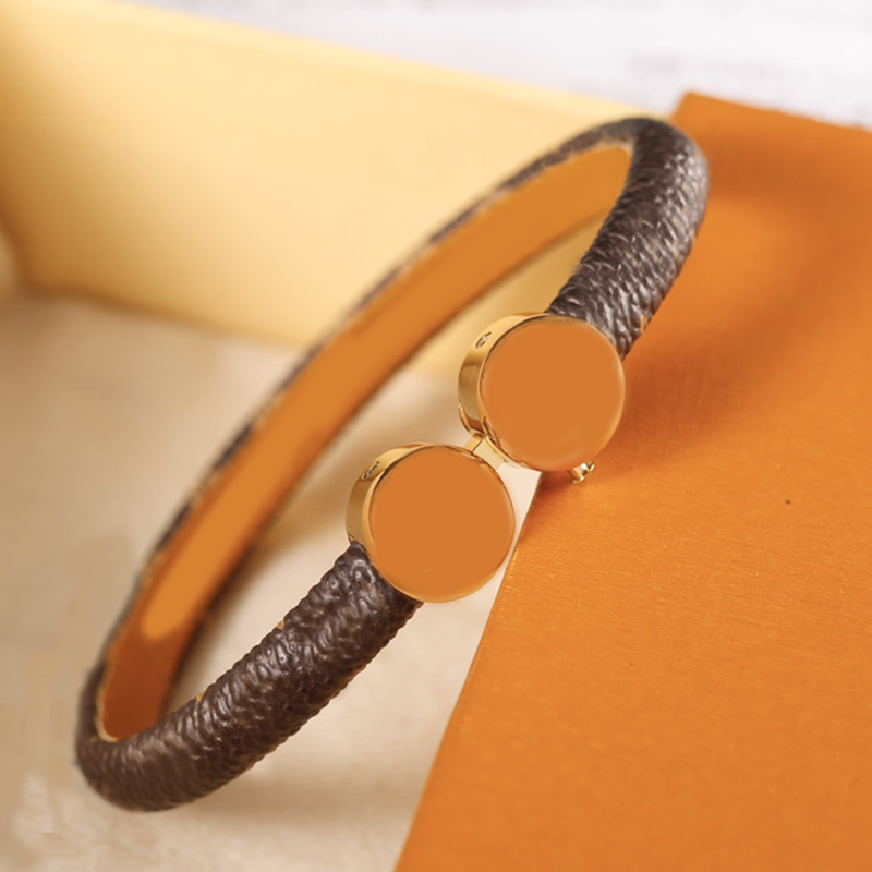 Womens Double Beads Diamond Bangle Bracelet For Couple Love Bracelets Fashion Brand Unisex Mens Womens Printted Leather Rope Snap Bangle
Womens Double Beads Diamond Bangle Bracelet For Couple Love Bracelets Fashion Brand Unisex Mens Womens Printted Leather Rope Snap Bangle