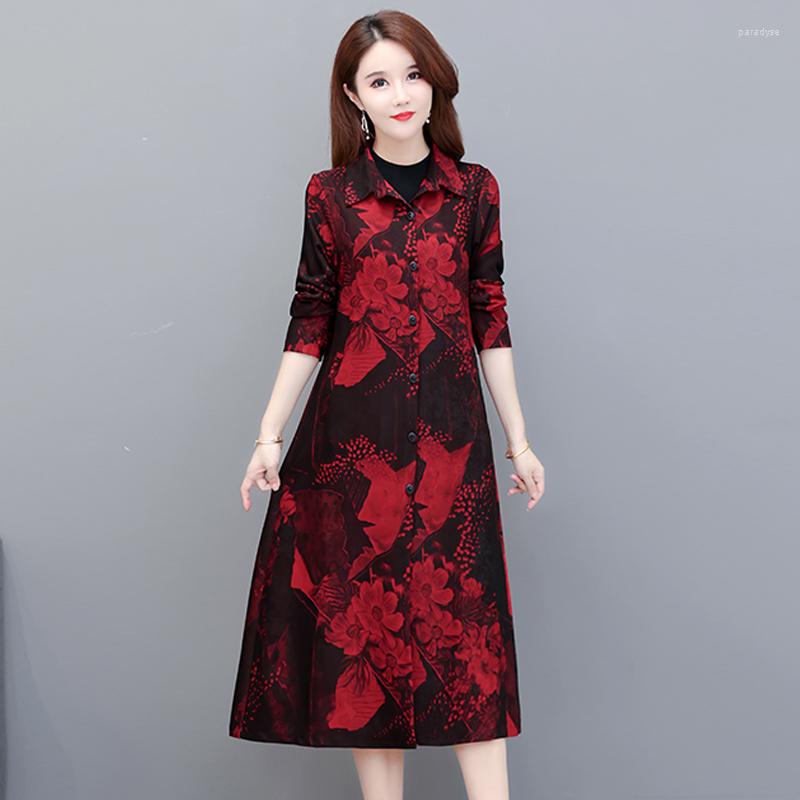 Women's Trench Coats High Quality Spring Autumn Long Women Coat Single-breasted Print Loose Windbreaker Lady Outerwear
Women's Trench Coats High Quality Spring Autumn Long Women Coat Single-breasted Print Loose Windbreaker Lady Outerwear