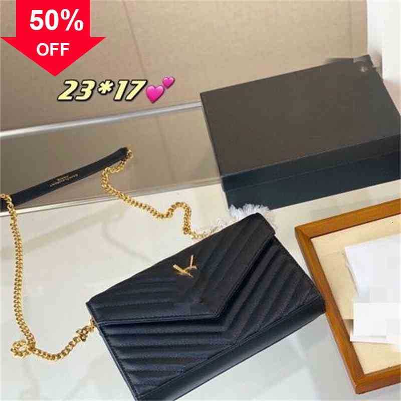 Designer Bags Tote Bag 2023 New Women's Ling Ge Embroidery Line Small Square Texture Foreign Style Chain Fashion Envelope Bag One Shoulder Msenger, Sky blue
Designer Bags Tote Bag 2023 New Women's Ling Ge Embroidery Line Small Square Texture Foreign Style Chain Fashion Envelope Bag One Shoulder Msenger, Sky blue