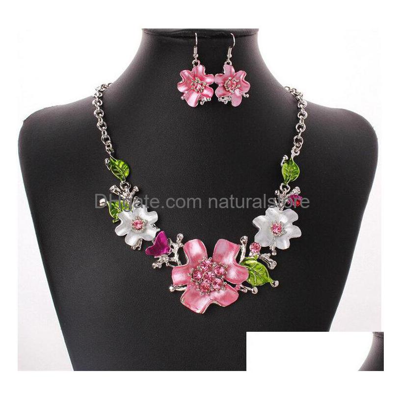 Earrings Necklace Women Crystal Flower Pendant Chunky Statement Choker Fashion Jewelry Set Necklaces With Drop Delivery Sets Dhbvz, One set
Earrings Necklace Women Crystal Flower Pendant Chunky Statement Choker Fashion Jewelry Set Necklaces With Drop Delivery Sets Dhbvz, One set