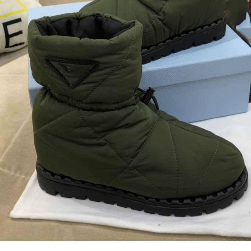 Blow padded Ski Boot Cold Weather shoes Winter Warm Quilted Nylon Ankle Snow Boots Luxury Designer Fashion 23, Green
Blow padded Ski Boot Cold Weather shoes Winter Warm Quilted Nylon Ankle Snow Boots Luxury Designer Fashion 23, Green