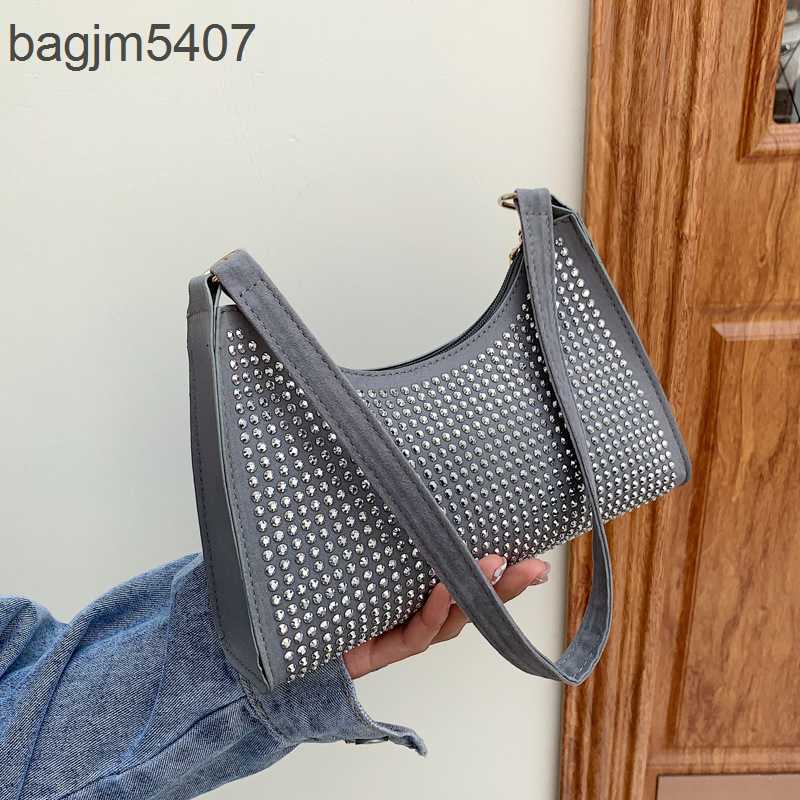 2023 Fashion Rhinolite Bag 80% Discount Wholesale and Retail Set Armpit Women's Autumn New One Shoulder Leisure Stick, Red6
2023 Fashion Rhinolite Bag 80% Discount Wholesale and Retail Set Armpit Women's Autumn New One Shoulder Leisure Stick, Red6