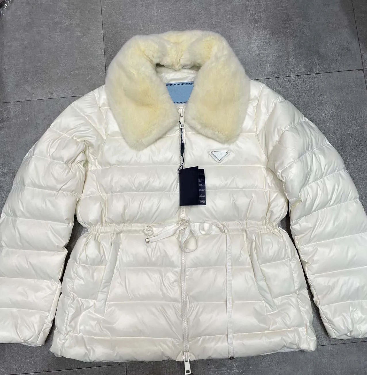 Womens Fashion Down Coats Fur Jacket Short Parker Puffer Collar Waistband Gentle Warm Winter Wool Parkas Coat Women Stylish Pattern Down Jackets, Multi
Womens Fashion Down Coats Fur Jacket Short Parker Puffer Collar Waistband Gentle Warm Winter Wool Parkas Coat Women Stylish Pattern Down Jackets, Multi