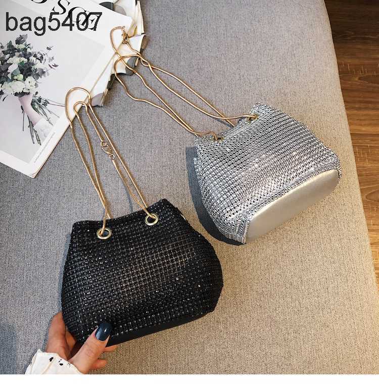 2023 Women's Diamond Bag 70% Discount Wholesale Retail Fashion Inlaid Flash Chain Banquet Net Red Bucket Hand, Black4
2023 Women's Diamond Bag 70% Discount Wholesale Retail Fashion Inlaid Flash Chain Banquet Net Red Bucket Hand, Black4