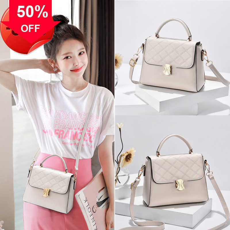 Designer Bags for Women 2023 New Fashion Brand Texture Niche Net Red 's Triumphal Arch Single Shoulder Cross Factory Direct Sale Purses Ladies Handbags Promotion, Black12
Designer Bags for Women 2023 New Fashion Brand Texture Niche Net Red 's Triumphal Arch Single Shoulder Cross Factory Direct Sale Purses Ladies Handbags Promotion, Black12