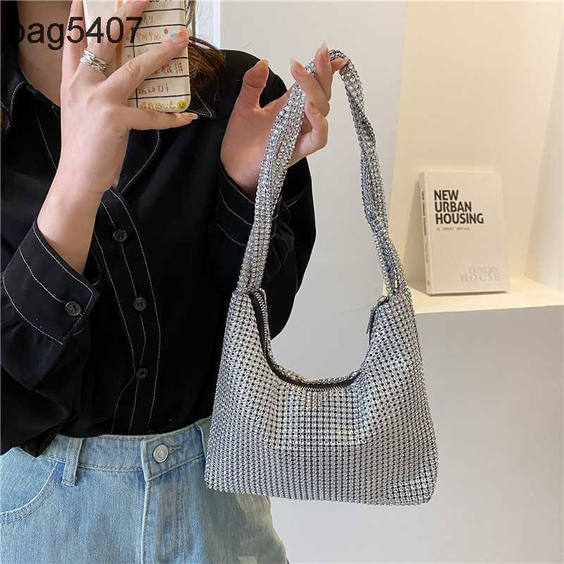 2023 Women's Diamond Bag 70% Discount Wholesale Retail Set Bucket Handheld Summer New Fashion Personality Simple One Shoulder, Silver8 
2023 Women's Diamond Bag 70% Discount Wholesale Retail Set Bucket Handheld Summer New Fashion Personality Simple One Shoulder, Silver8