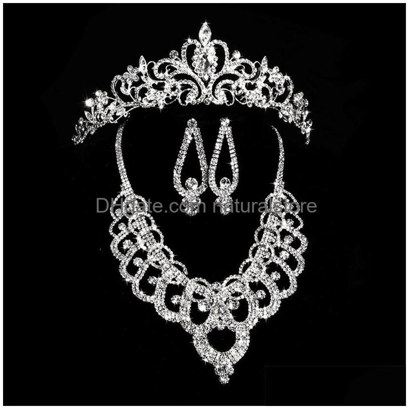 Earrings Necklace Bridal Diamond Crowns Accessories Tiaras Hair Wedding Jewelry Sets Price Fashion Style Bride Drop Delivery Dhogj, White
Earrings Necklace Bridal Diamond Crowns Accessories Tiaras Hair Wedding Jewelry Sets Price Fashion Style Bride Drop Delivery Dhogj, White