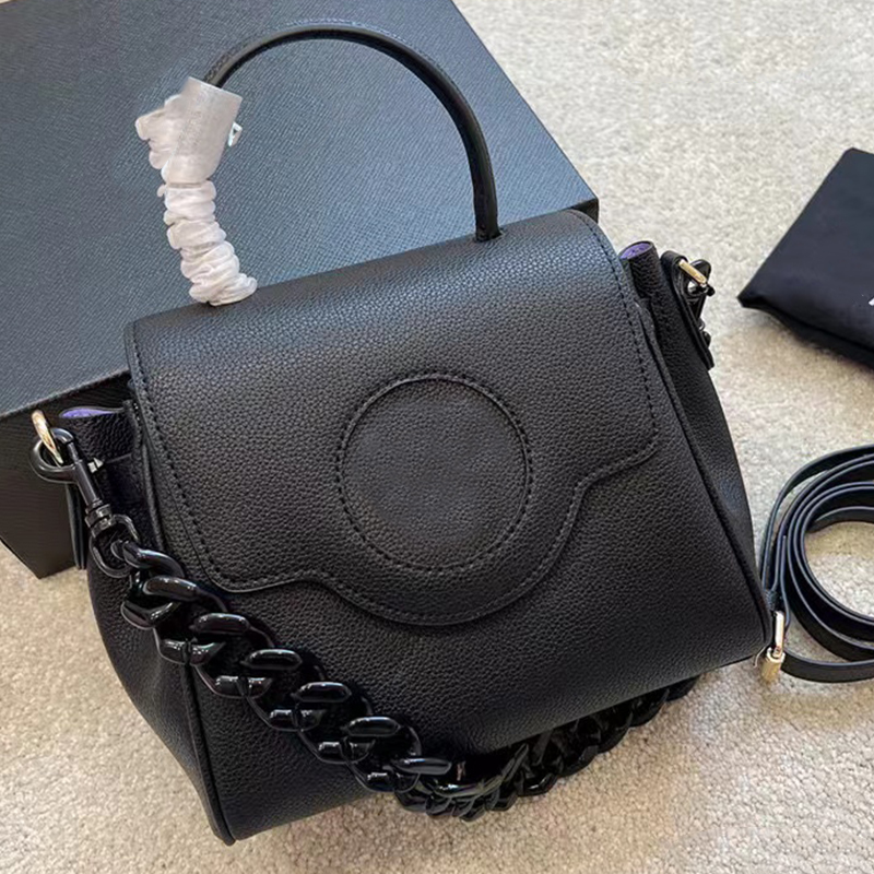 Designer Bags Genuine Leather Totes Bag Crossbody Flap The Tote high-quality shoulder bag messenger handbag thick chain luxury lady handbags, Purple
Designer Bags Genuine Leather Totes Bag Crossbody Flap The Tote high-quality shoulder bag messenger handbag thick chain luxury lady handbags, Purple