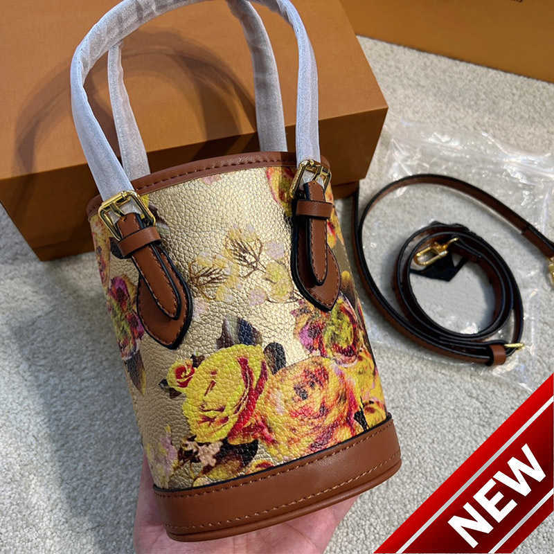 Louiseity 1 Viutonity totes designer luxury bags womens high quality LVS luxurys designers handbag women bag mini purses handbags the tote onthego wallet C1YC, Gold
Louiseity 1 Viutonity totes designer luxury bags womens high quality LVS luxurys designers handbag women bag mini purses handbags the tote onthego wallet C1YC, Gold