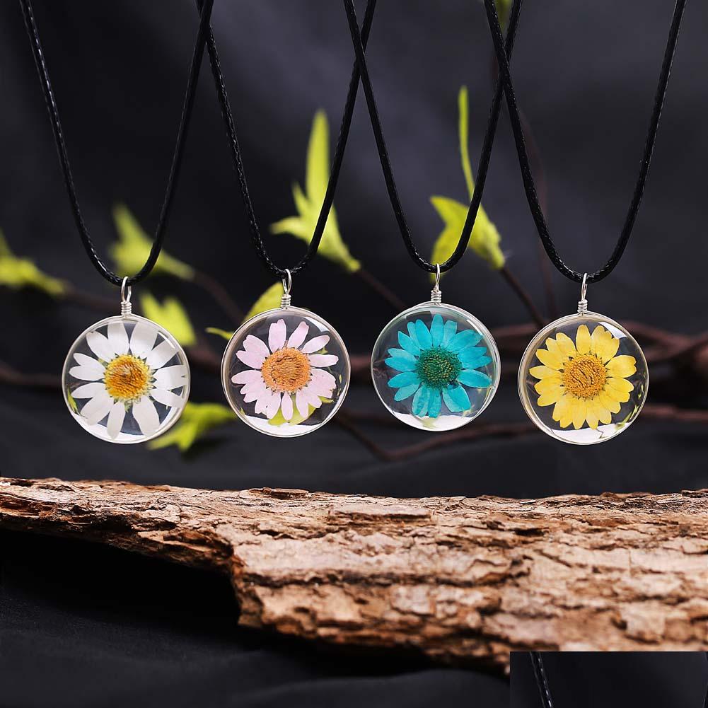 Pendant Necklaces Fashion Cute Sunflower Glass Dried Flower Necklace Leather Rope Chain Design For Women Good Luck Charm Jewelry Gif Dhfph
Pendant Necklaces Fashion Cute Sunflower Glass Dried Flower Necklace Leather Rope Chain Design For Women Good Luck Charm Jewelry Gif Dhfph