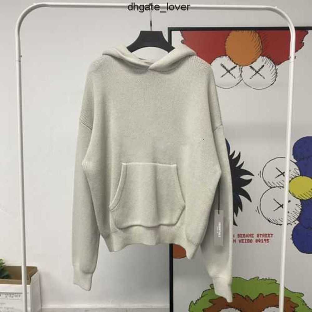 Designer Ess Hoodie Warm Hooded Essentials Sweater Suit Mens Womens Fashion Streetwear Pullover Sweatshirts Loose Hoodies Loversfby9
Designer Ess Hoodie Warm Hooded Essentials Sweater Suit Mens Womens Fashion Streetwear Pullover Sweatshirts Loose Hoodies Loversfby9