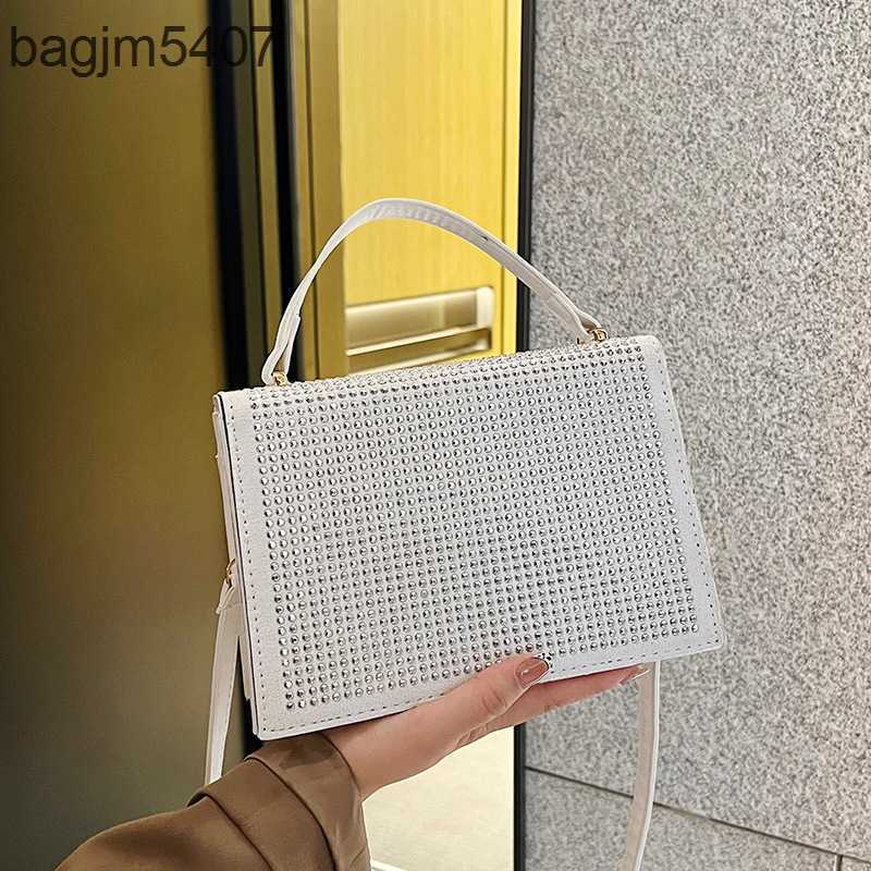 Design of the Diamond Bag 80% Discount Wholesale and Retail Fashion Small Square New Autumn Armpit Personality Hand, White4
Design of the Diamond Bag 80% Discount Wholesale and Retail Fashion Small Square New Autumn Armpit Personality Hand, White4