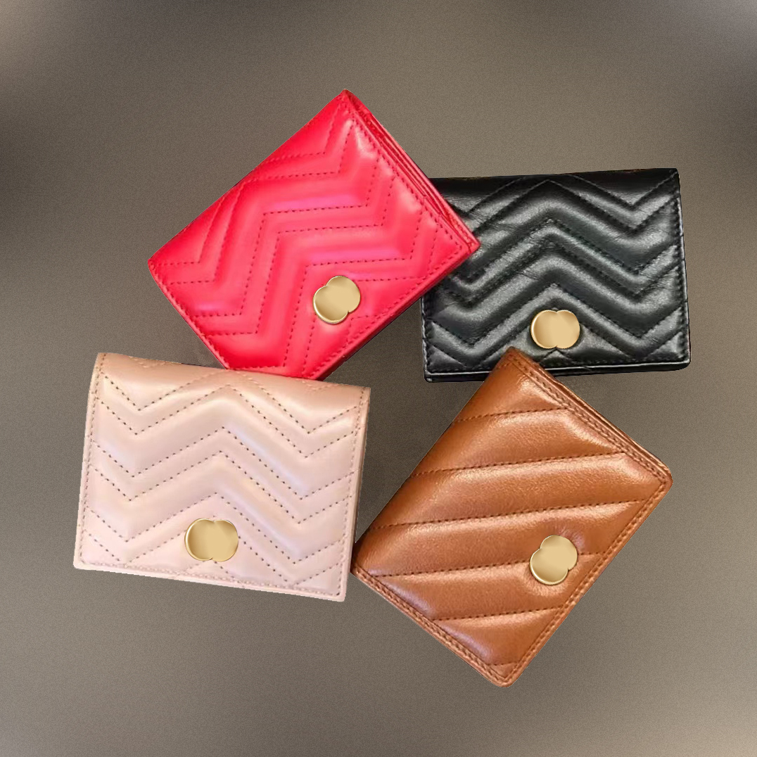 With box 466492 Marmont Genuine leather purses Luxury Designer card holders Womens mens G Wallets classic quilted Coin holder Key Wallet Five card compartments bags, Pink+grey
With box 466492 Marmont Genuine leather purses Luxury Designer card holders Womens mens G Wallets classic quilted Coin holder Key Wallet Five card compartments bags, Pink+grey