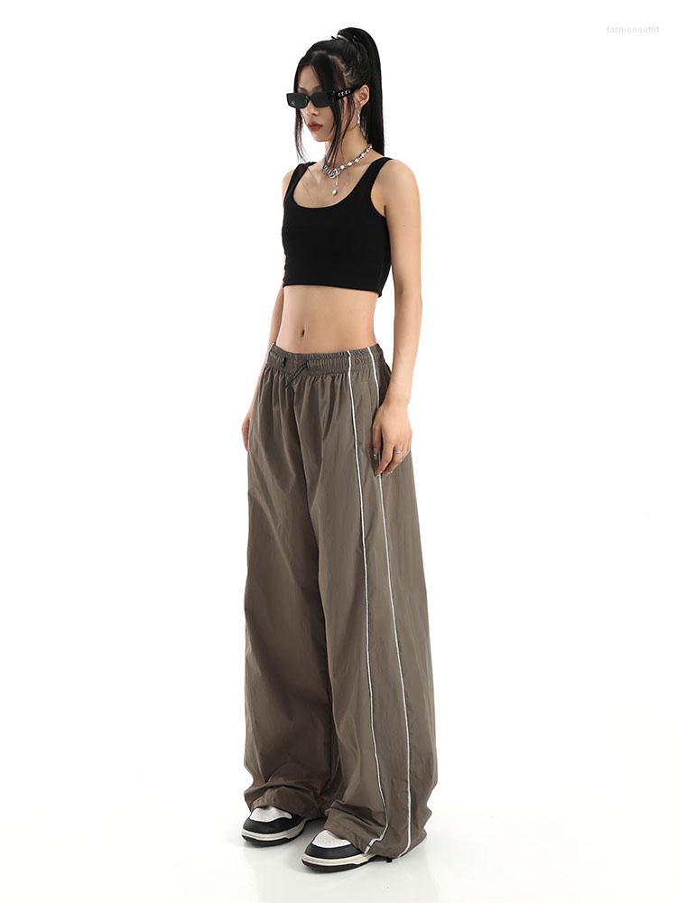 Women' Pants Streetwear Casual Sweatpants Side Stripe Elastic Low Rise Straight Cargo Y2k Aesthetic Jogger Women Basic Wide Leg Trouser, Black
Women' Pants Streetwear Casual Sweatpants Side Stripe Elastic Low Rise Straight Cargo Y2k Aesthetic Jogger Women Basic Wide Leg Trouser, Black