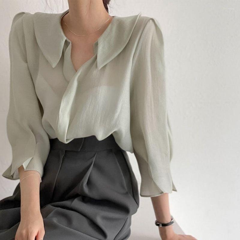 Women's Blouses Summer Vintage Thin Shirt Women Korean Style Loose Slightly See-through Casual Elegant Blusas Mujer De Moda 2022, Picture color
Women's Blouses Summer Vintage Thin Shirt Women Korean Style Loose Slightly See-through Casual Elegant Blusas Mujer De Moda 2022, Picture color