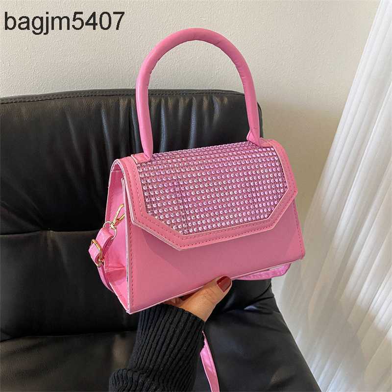 Design of the Diamond Bag 80% Discount Wholesale and Retail Trendy Small Female New Fashion Bright Single Shoulder Msenger Portable Square, Black6
Design of the Diamond Bag 80% Discount Wholesale and Retail Trendy Small Female New Fashion Bright Single Shoulder Msenger Portable Square, Black6
