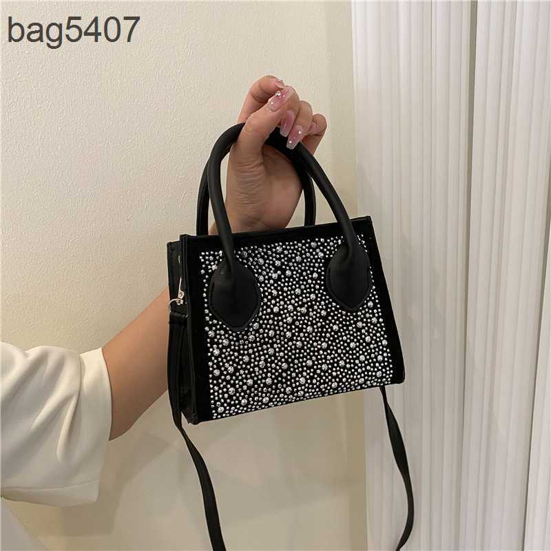Design Diamond Bag 80% Discount Wholesale and Retail Summer New Portable Women's Fashion Hot Small Square Single Shoulder Msenger, White6
Design Diamond Bag 80% Discount Wholesale and Retail Summer New Portable Women's Fashion Hot Small Square Single Shoulder Msenger, White6