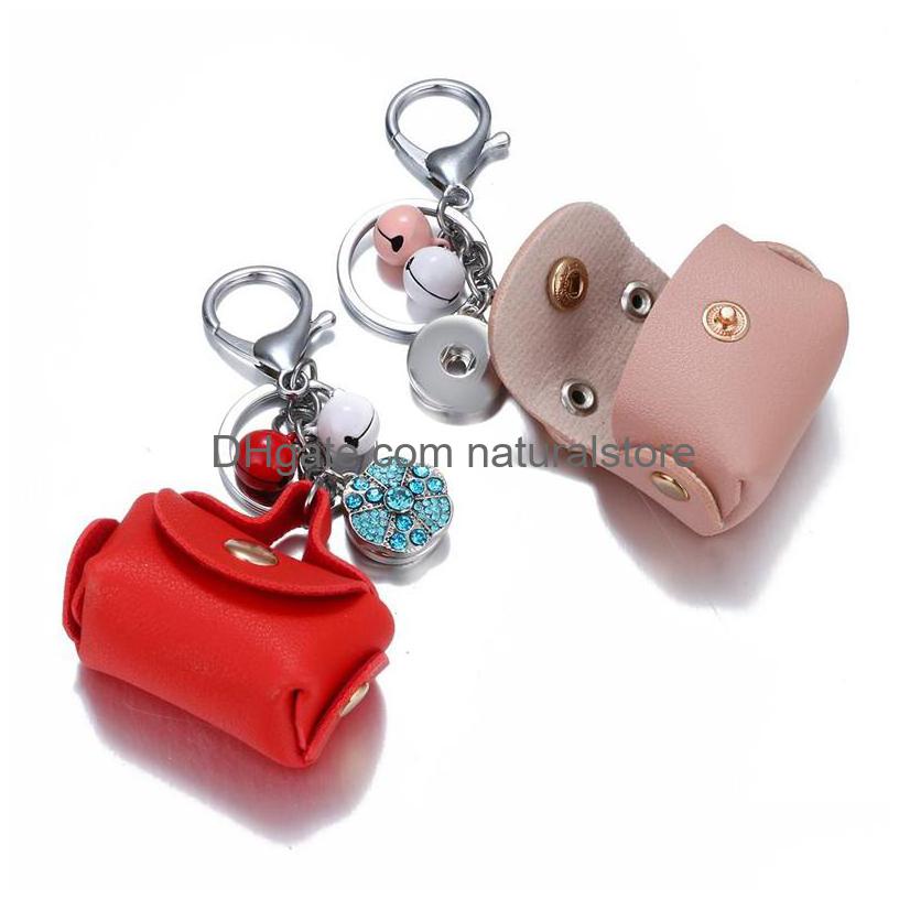 Keychains Lanyards Mini Leather Wallet Alloy Button Pendant Accessories Noosa Jingle Bells Charms Car Key Chain Ladies Childrens R Dhc9N
Keychains Lanyards Mini Leather Wallet Alloy Button Pendant Accessories Noosa Jingle Bells Charms Car Key Chain Ladies Childrens R Dhc9N