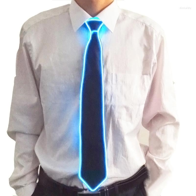 Bow Ties Fashion Men LED Luminous Necktie Glowing Neon EL Wire Neck Tie Stripe Masquerade Party Cosplay Decoration NOV99
Bow Ties Fashion Men LED Luminous Necktie Glowing Neon EL Wire Neck Tie Stripe Masquerade Party Cosplay Decoration NOV99