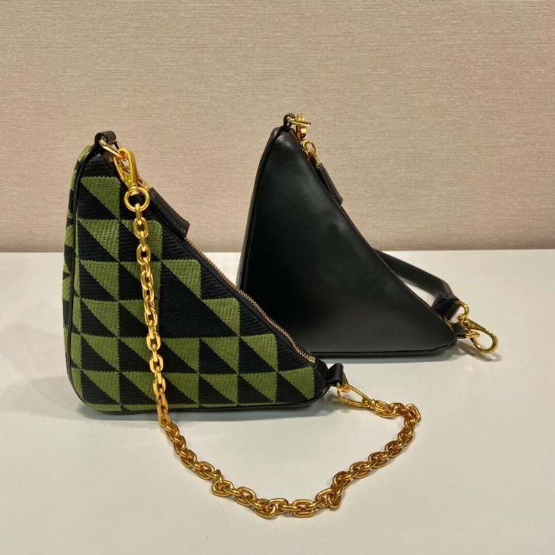 Saffiano Leather Triangle Pouch Bags Crossbody Triangle Silhouette Zipper Closure Clutch Purse Nylon Lining Shoulder Bag woman luxury handbag
Saffiano Leather Triangle Pouch Bags Crossbody Triangle Silhouette Zipper Closure Clutch Purse Nylon Lining Shoulder Bag woman luxury handbag