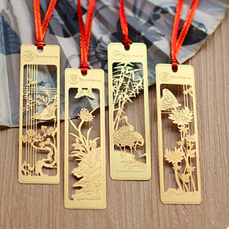 Jewelry Pouches Selling Creative Chinese Style Exquisite Copper Hollow Metal Art Bookmark
Jewelry Pouches Selling Creative Chinese Style Exquisite Copper Hollow Metal Art Bookmark