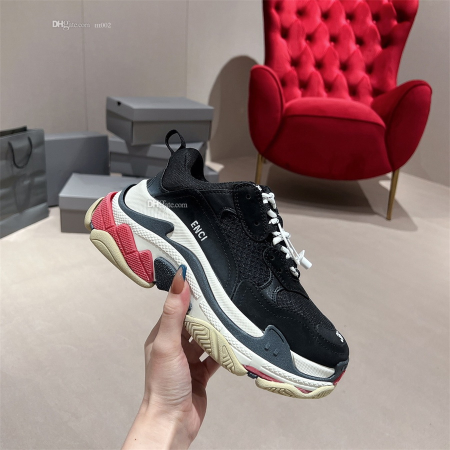 Designer Triple S Running Shoes Fashion Sneakers Womens Luxury Balencaigaity Schuhe Sports Shoe Chaussures Casual Trainer Classic Sneaker Woman sdfgxcv
Designer Triple S Running Shoes Fashion Sneakers Womens Luxury Balencaigaity Schuhe Sports Shoe Chaussures Casual Trainer Classic Sneaker Woman sdfgxcv