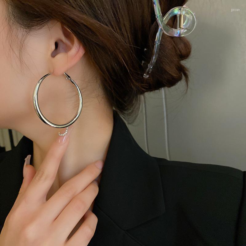 Hoop Earrings French Simple Metal Big Round Circle Earring For Women Punk Statement Ear Buckle Charm Boucle Oreille Fine Jewelry 2022
Hoop Earrings French Simple Metal Big Round Circle Earring For Women Punk Statement Ear Buckle Charm Boucle Oreille Fine Jewelry 2022