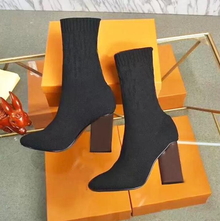 Top autumn winter socks heeled heel boots fashion sexy Knitted elastic boot designer Alphabetic women shoes lady Letter Thick high heels Large size 35-42 us5-us11, Red
Top autumn winter socks heeled heel boots fashion sexy Knitted elastic boot designer Alphabetic women shoes lady Letter Thick high heels Large size 35-42 us5-us11, Red