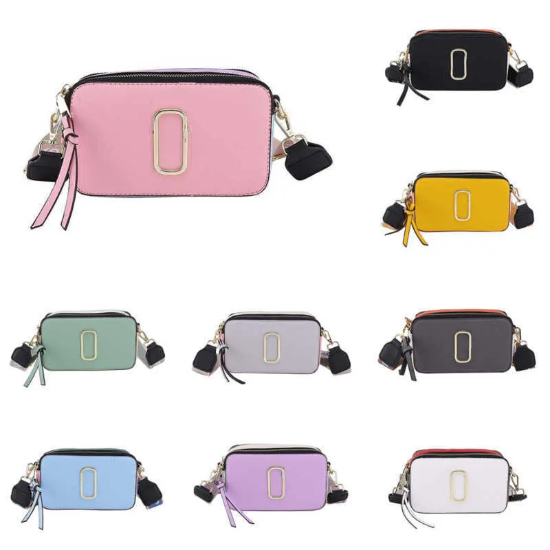 Retail Women Bags New 2023 Designer Small Square Bag Trend Letter Single Shoulder Messenger Bag, Black1(pure color)
Retail Women Bags New 2023 Designer Small Square Bag Trend Letter Single Shoulder Messenger Bag, Black1(pure color)