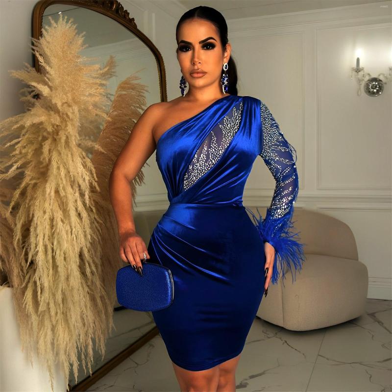 Casual Dresses Women Sexy Dress Velvet Rhinestones Mesh Patchwork One Shoulder Long Sleeve Bodycon Midi Party Club, Black
Casual Dresses Women Sexy Dress Velvet Rhinestones Mesh Patchwork One Shoulder Long Sleeve Bodycon Midi Party Club, Black