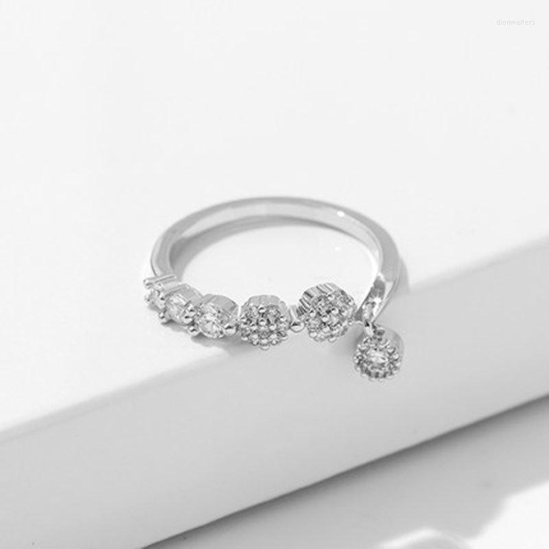 Wedding Rings Brillian Korea Fashion Round Tag Opening Adjustable Ring Female Zirconia Bride Prom Party Jewelry Gift To Girlfriend
Wedding Rings Brillian Korea Fashion Round Tag Opening Adjustable Ring Female Zirconia Bride Prom Party Jewelry Gift To Girlfriend