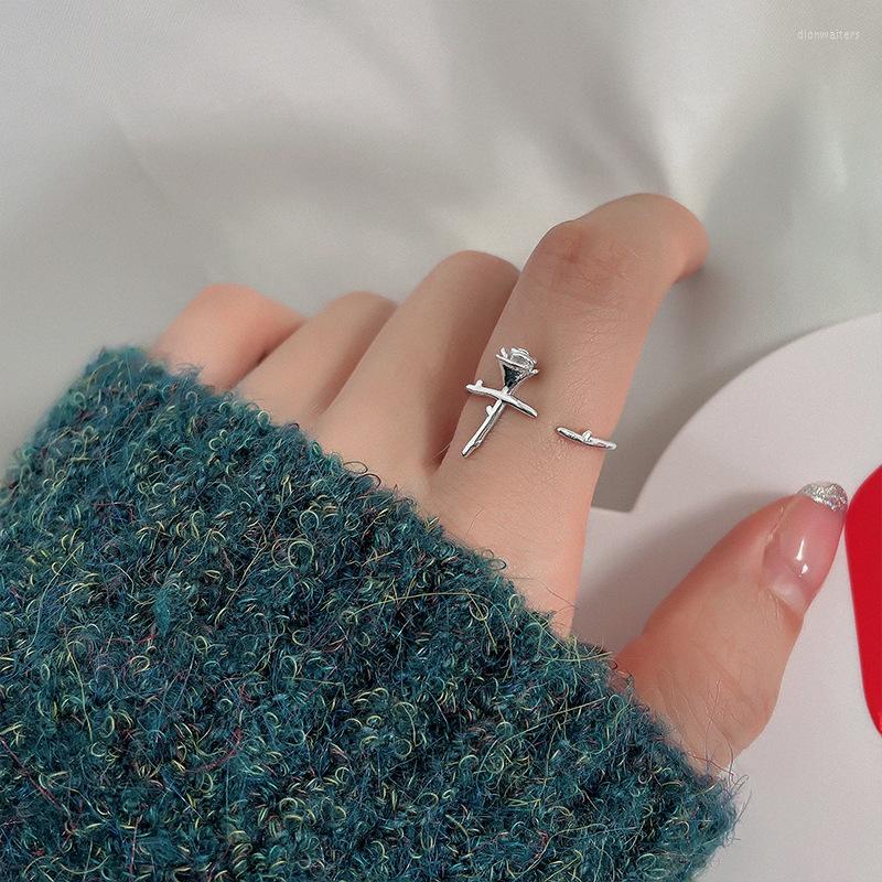 Wedding Rings Rose Flower For Women Trendy Girl Creative Party Finger-ring Jewelry Simple Silver Colour Open Ring Object Gifts
Wedding Rings Rose Flower For Women Trendy Girl Creative Party Finger-ring Jewelry Simple Silver Colour Open Ring Object Gifts