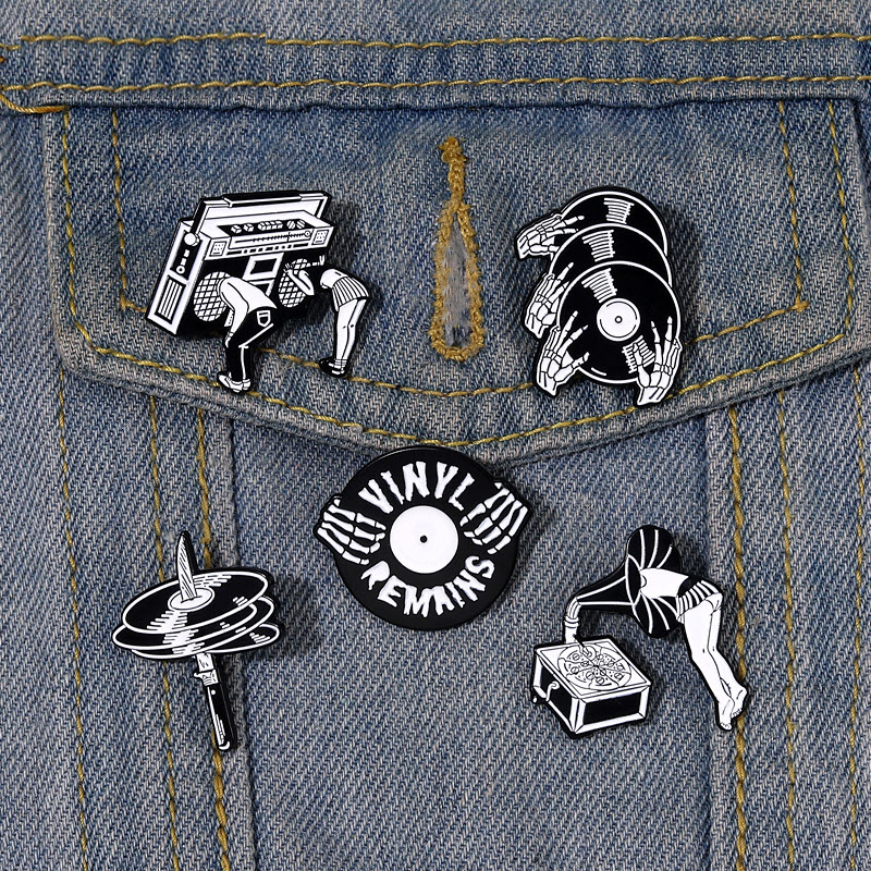 Horror Punk Music Enamel Pins Custom Black Dark Vinyl Records Knife Brooches Lapel Badges Gothic Jewelry Gift for Friends, Color #1
Horror Punk Music Enamel Pins Custom Black Dark Vinyl Records Knife Brooches Lapel Badges Gothic Jewelry Gift for Friends, Color #1