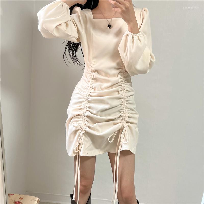 Casual Dresses 2022 Autumn Winter Women Dress Square Collar Shirring Fashionable Vintage Package Hip Lady Mini, Beige
Casual Dresses 2022 Autumn Winter Women Dress Square Collar Shirring Fashionable Vintage Package Hip Lady Mini, Beige