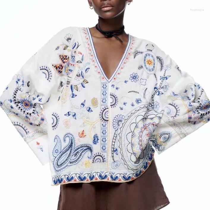 Women's Blouses National Style Women Embroidered Loose Vintage Long Sleeve Top Blouse And Shirts Pullover Clothing Casual, White
Women's Blouses National Style Women Embroidered Loose Vintage Long Sleeve Top Blouse And Shirts Pullover Clothing Casual, White