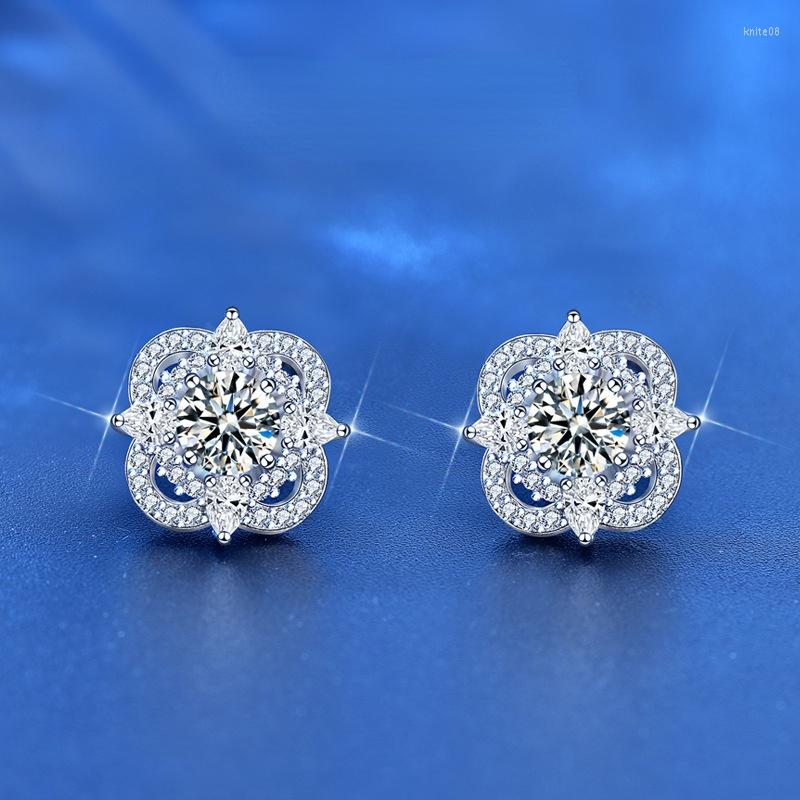 Stud Earrings 925 Sterling Silver Needle Female Four-leaf Clover 0.5 Ct Moissanite Wedding Jewelry
Stud Earrings 925 Sterling Silver Needle Female Four-leaf Clover 0.5 Ct Moissanite Wedding Jewelry