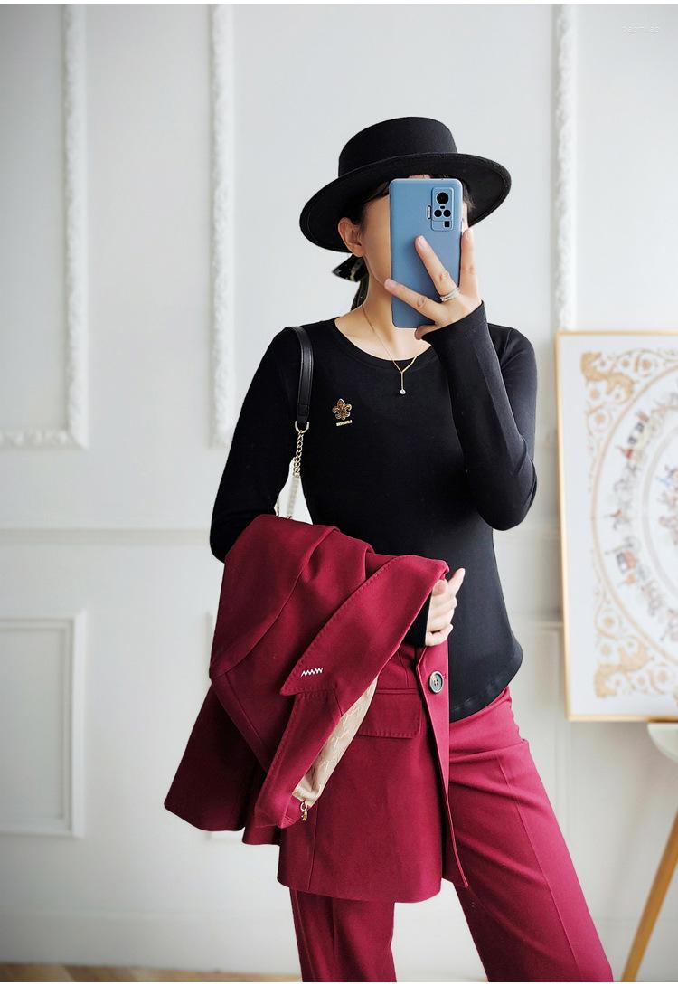 Women' T Shirts Black White Plush Round Neck Long Sleeve T-Shirt Slim Wear Bottom Top Women 2022 Autumn Winter
Women' T Shirts Black White Plush Round Neck Long Sleeve T-Shirt Slim Wear Bottom Top Women 2022 Autumn Winter