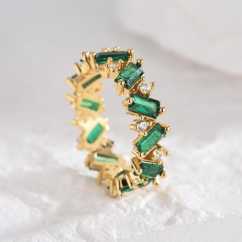 Wedding Rings European And American Year Gold-plated Geometric Hollow Ring Female Retro Inlaid Green Zircon Women's Party Accessories
Wedding Rings European And American Year Gold-plated Geometric Hollow Ring Female Retro Inlaid Green Zircon Women's Party Accessories