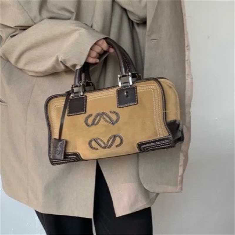 Luxury handbags Crossbody designer bag ladies vintage Luojiatuo pillow mini cylinder desert a purses designers women clutches casual, Sky blue
Luxury handbags Crossbody designer bag ladies vintage Luojiatuo pillow mini cylinder desert a purses designers women clutches casual, Sky blue