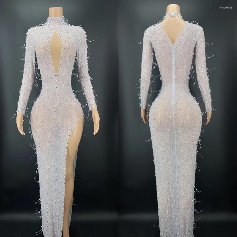 Casual Dresses Sexy Silver Rhinestone Sequins Long Sleeves Transparent Dress Evening Birthday Costume Women Dancer Celebrate Show Outfit
Casual Dresses Sexy Silver Rhinestone Sequins Long Sleeves Transparent Dress Evening Birthday Costume Women Dancer Celebrate Show Outfit