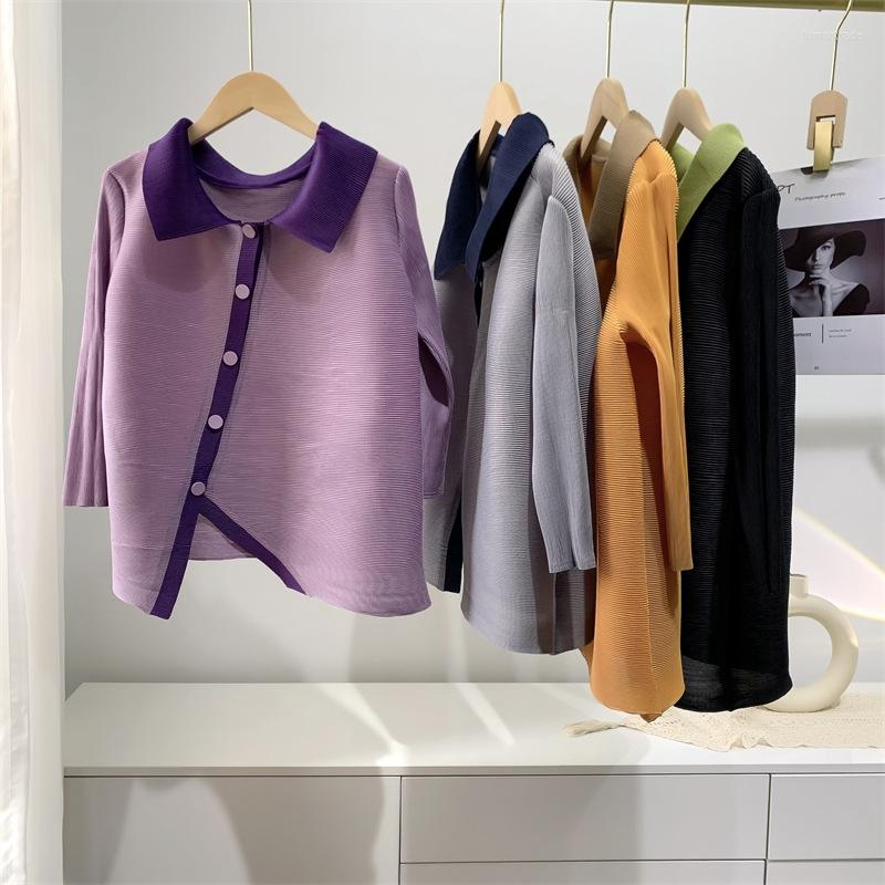 Women's T Shirts Spring And Autumn Color-blocking Top Women's Folds Irregular T-shirt Buttons Elegant Pleated Clothes Niche, Picture color
Women's T Shirts Spring And Autumn Color-blocking Top Women's Folds Irregular T-shirt Buttons Elegant Pleated Clothes Niche, Picture color