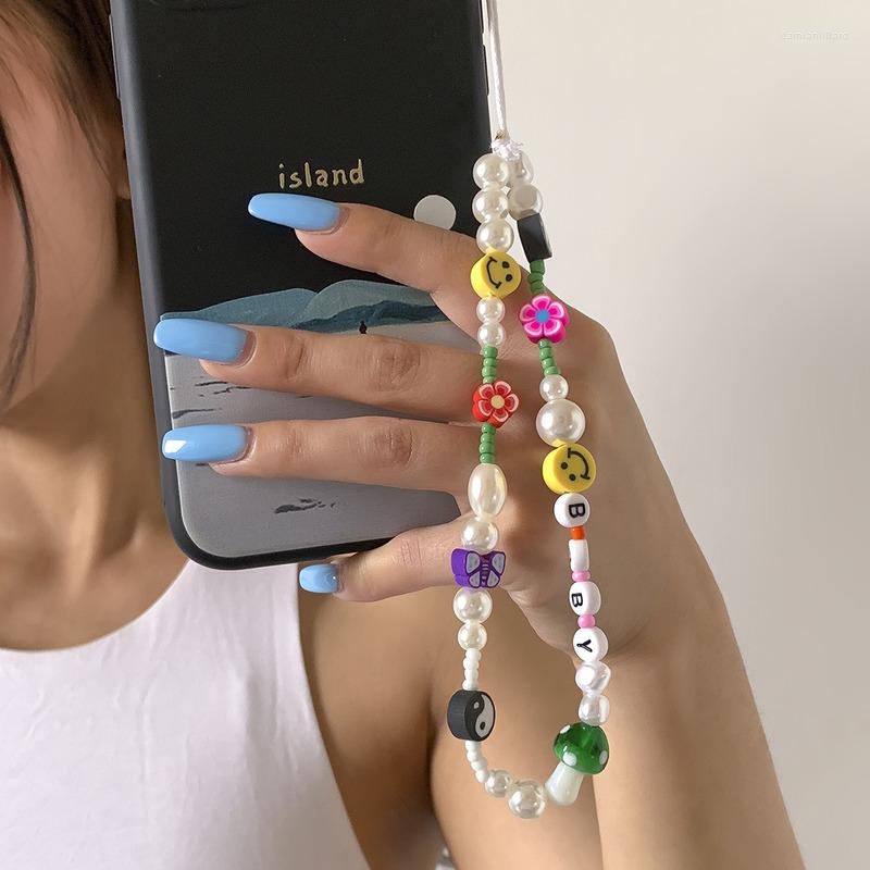 Charm Bracelets 2022 Trend Ins Bohemian Color Flower Stitching Small Daisy Mobile Phone Chain Woman Simple Fashion Girl Jewelry Gift
Charm Bracelets 2022 Trend Ins Bohemian Color Flower Stitching Small Daisy Mobile Phone Chain Woman Simple Fashion Girl Jewelry Gift