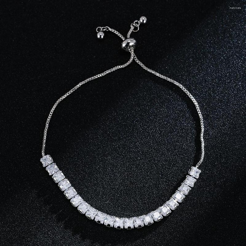 Link Bracelets Emmaya Shiny Zirconia Decoration Noble Bracelet For Female Classical Style Adjustable Fine Jewelry Party Fancy Gift
Link Bracelets Emmaya Shiny Zirconia Decoration Noble Bracelet For Female Classical Style Adjustable Fine Jewelry Party Fancy Gift